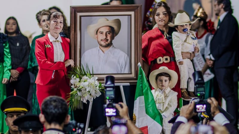 ‘Un grito de justicia por Carlos Manzo’: Grecia Quiroz en ceremonia de inicio de Independencia en Uruapan