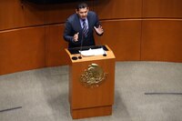 Alejandro Armenta es elegido (por fin) como presidente del Senado