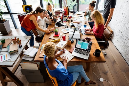 Negocios con amigos: ¿confianza útilo amiguismo dañino?