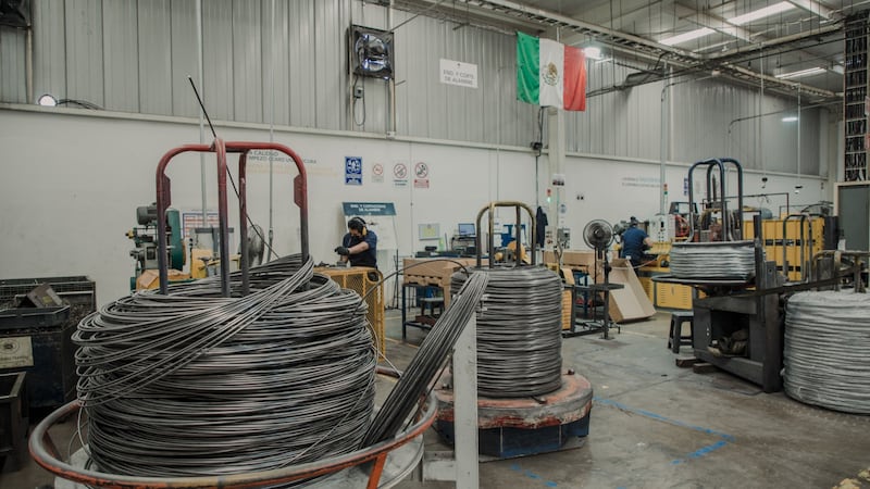 PIB de México se contrae 0.8% en 1T