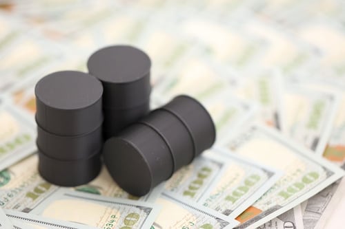 Mezcla mexicana cierra la semana en 83.64 dólares por barril, su mayor nivel en más de dos años