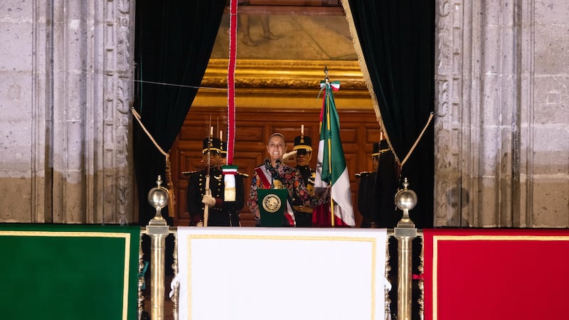 ‘Viva México libre y soberano’: ¿Qué dijo Claudia Sheinbaum en su segundo Grito de Independencia?