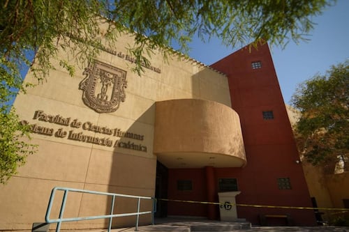 Amenaza de bomba paraliza Universidad Autónoma de Baja California; alumnos van a clases en línea