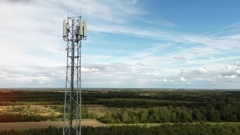 EU ya ‘trabaja en equipo’ con Honduras: Entrega equipo satelital para interceptar redes de narcotráfico