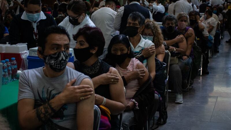 Vacunación COVID en México: se superan las 38 millones de dosis aplicadas