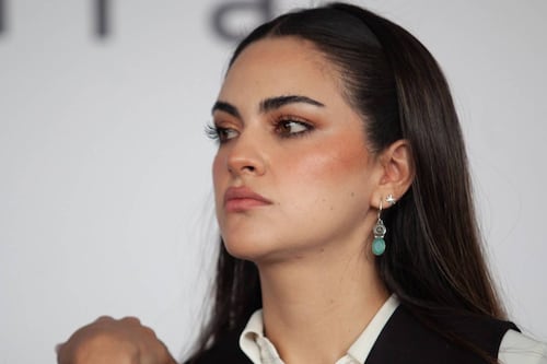 Andrea Chávez evita mencionar a Pérez Cuéllar tras perder encuesta de Morena