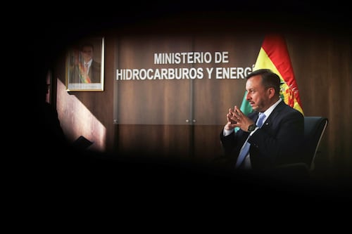 Crisis de petróleo en Bolivia: Cierre en Ormuz dispara costos y vuelve insostenibles los subsidios