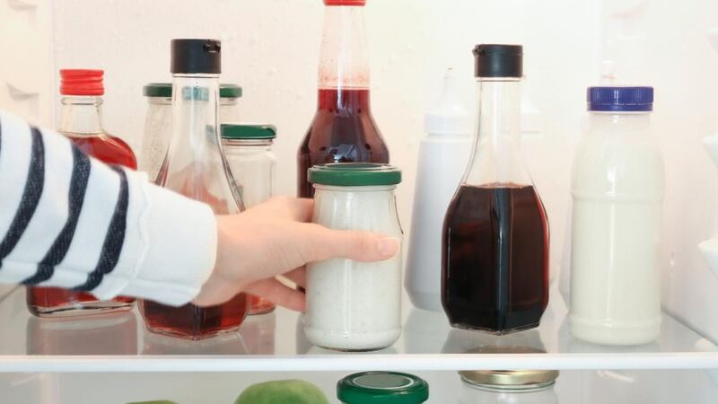 ¿La mayonesa va en el refrigerador? Esta es la forma correcta de guardarla y su tiempo máximo