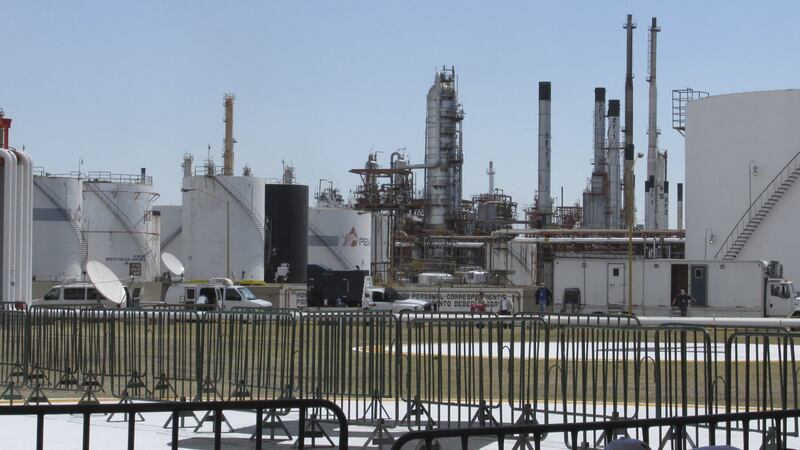 Accidente en Refinería de Salamanca: Al menos 3 trabajadores mueren por posible intoxicación