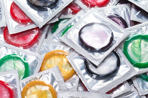 ¿Guerra en Irán cancela ‘el delicioso’? El mayor fabricante de condones del mundo subirá sus precios