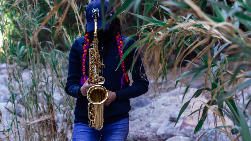 Muere en penal de Oaxaca uno de los atacantes de la saxofonista María Elena Ríos