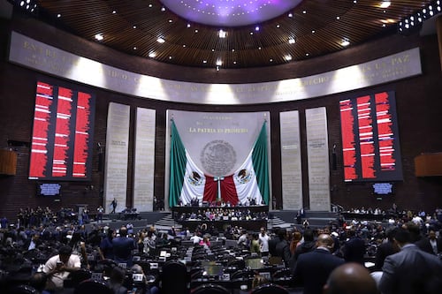 ‘Batean’ reforma electoral de Claudia Sheinbaum: ¿Qué diputados de Morena, PT y Verde votaron en contra?