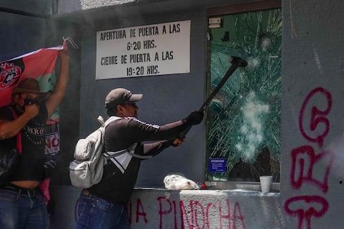 Maestros de la CNTE irrumpen en instalaciones de la SEP: ¿Qué calles de CDMX bloquean HOY 3 de junio?
