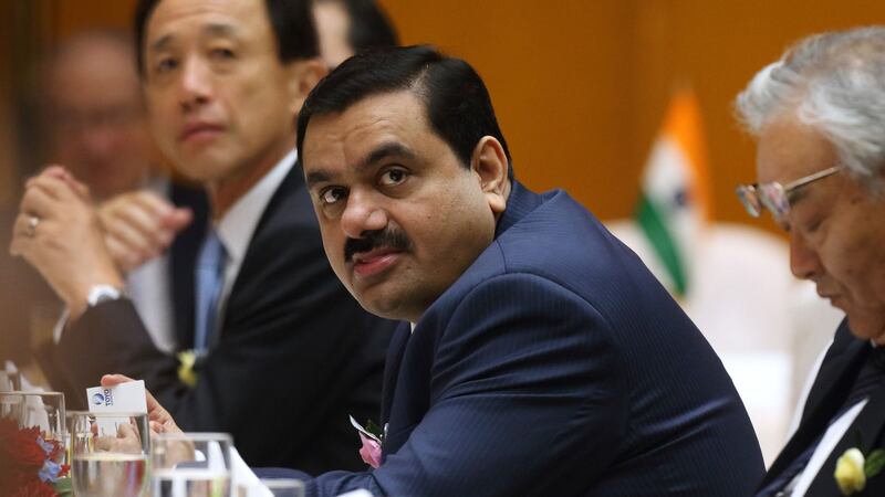 ¿Te apuntas? Gautam Adani, el tercer hombre más rico del mundo, ofrece trabajo