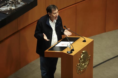 Con Noroña, la degradación de la política