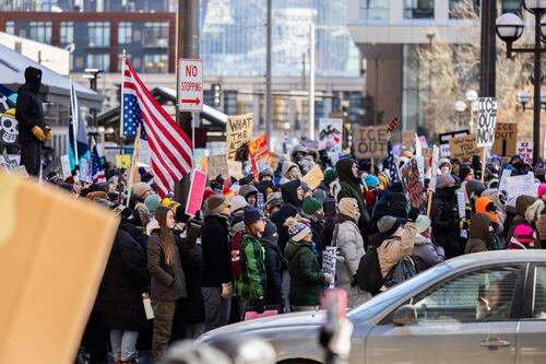 Trump envía al zar fronterizo, Tom Homan, a Minnesota luego de que ICE asesinara a 2 ciudadanos