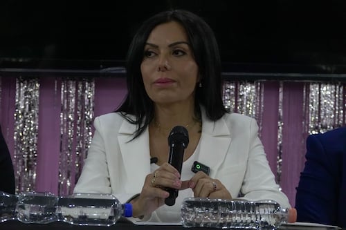 En plena ‘peinada’: Así votó la diputada Diana Sánchez Barrios en sesión del Congreso CDMX