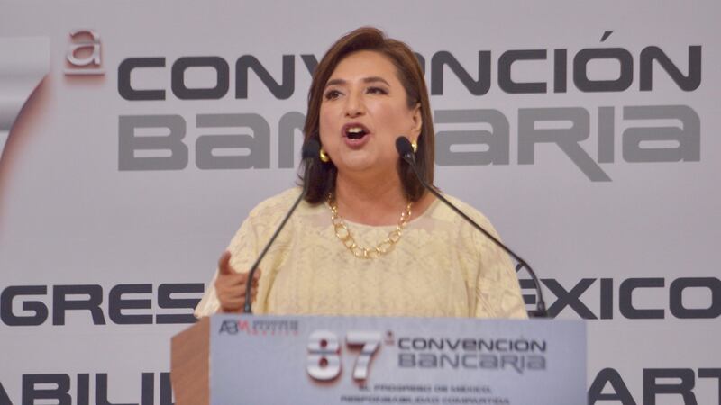 Xóchitl pide a banqueros ‘no dejarse engañar’ por el Fondo de Pensiones para el Bienestar