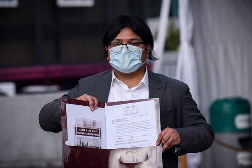 Morenistas, en su fuego