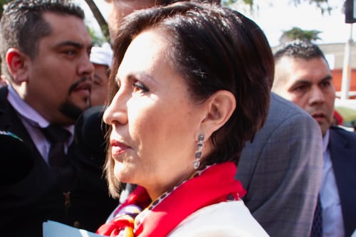 Denuncian hackeo de teléfono de Rosario Robles para pedir dinero