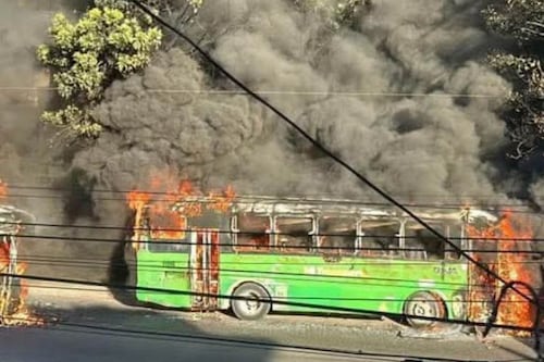 ‘Deben resguardarse’: EU emite alerta de viaje por narcobloqueos en 5 estados tras muerte de ‘El Mencho’