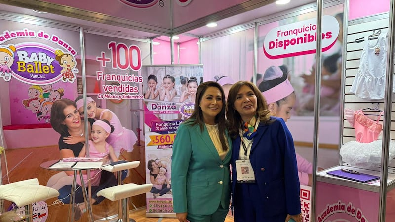 Tere Jiménez inaugura la Feria Internacional de Franquicias en el World Trade Center de la CDMX