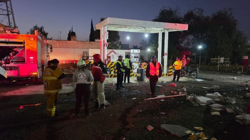 ‘Todo voló’: Explota estación de gas LP en Chalco, Edomex; hay una persona herida y locales destruidos
