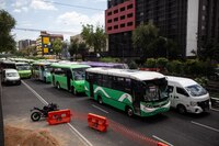 Gobierno de CDMX da su calaverita a transportistas: Suben tarifa de transporte público