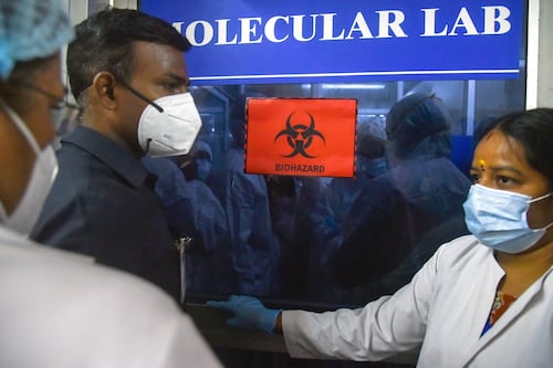 Virus del Nipah avanza y mantiene en alerta a la India: ¿Cuáles son los síntomas de la enfermedad?