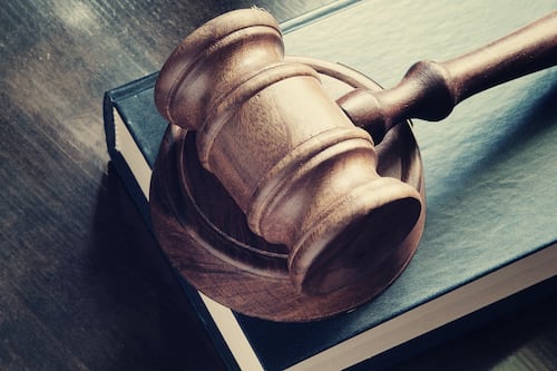 Jueza federal da 'luz verde' para detener a hermana de Lozoya
