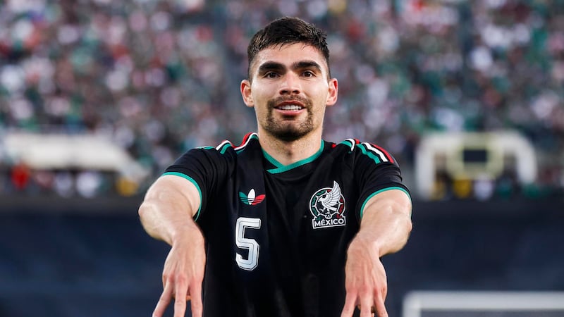 México vence a Australia antes de la lista final