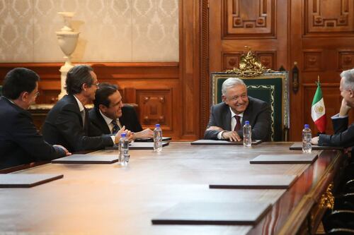 Qué elegancia la de la 4T: AMLO se reúne con directivos de la francesa Safran