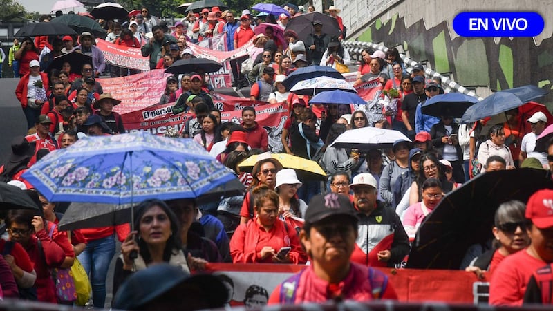 Calles cerradas por megamarcha de la CNTE EN VIVO