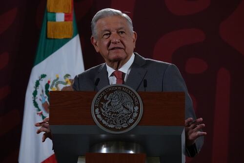 AMLO lanza amenaza a Vitol: Se quedará sin operaciones en México si no aclara sobornos a Pemex