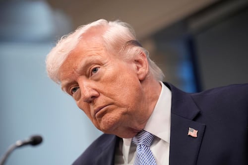 Casa Blanca desmiente rumores sobre uso de armas nucleares contra Irán tras amenaza de Trump