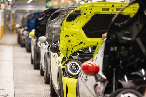 Producción y exportación de autos caen 3.7 y 5.5% en octubre