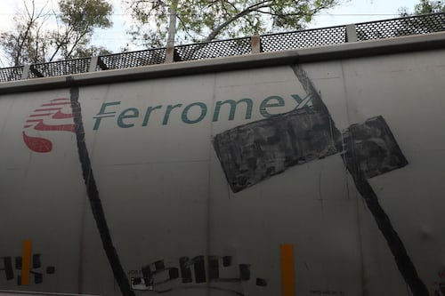 Emergencia química en Sonora: Alertan por volcadura de tren y derrame de sustancia peligrosa en Naco