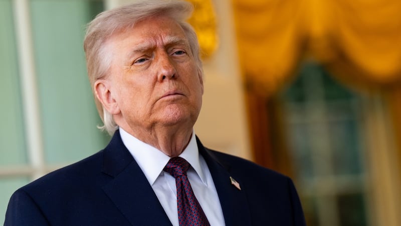 Trump extiende tregua con Irán: Mantiene bloqueo en estrecho de Ormuz mientras alcanzan un acuerdo