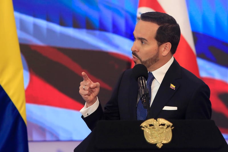 Gobierno de Colombia rompe relaciones diplomáticas con Irán por bloqueo en Ormuz y programa nuclear