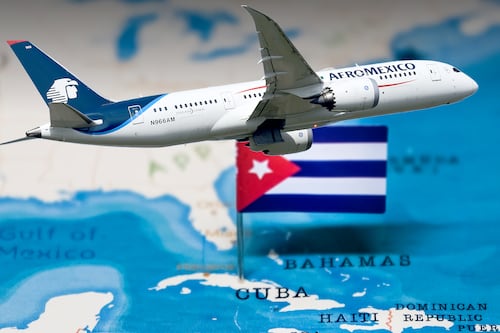 Crisis en Cuba: ¿Qué aerolíneas mexicanas vuelan a La Habana y qué pasa si tienes un vuelo programado?