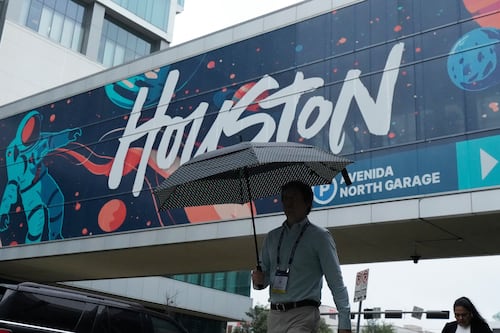 Tormenta tropical ‘Arthur’: Inundaciones peligrosas amenazan la costa del Golfo en EU