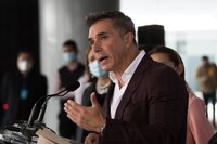 Como Schwarzenegger: Sergio Mayer quiere ser gobernador o presidente; así ha sido su carrera