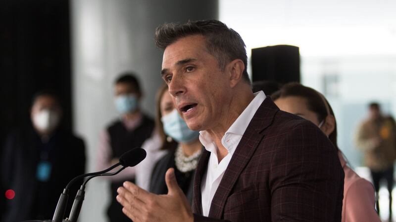 Como Schwarzenegger: Sergio Mayer quiere ser gobernador o presidente; así ha sido su carrera