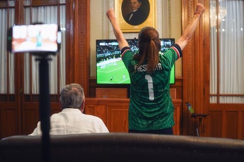 Sheinbaum ‘se pone la verde’: Celebra desde Palacio Nacional el triunfo de México vs. Corea