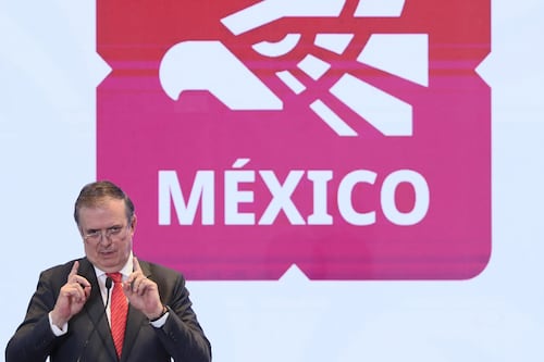 México defiende su derecho a aplicar aranceles a China: ‘El piso está muy disparejo’