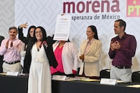 Esthela Damián presenta los cinco ejes del Guerrero del Futuro