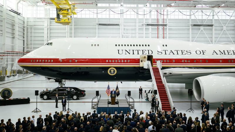 ¿Trump-Airlines? Esto sabemos de la aerolínea que busca crear EU para deportar migrantes
