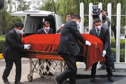 Luis Echeverría: ¿Quiénes eran las cinco personas que ‘despidieron’ al expresidente de México?