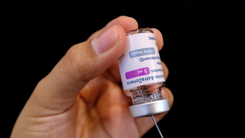 EU apoyará la propuesta para renunciar a protecciones de propiedad intelectual de vacunas COVID-19