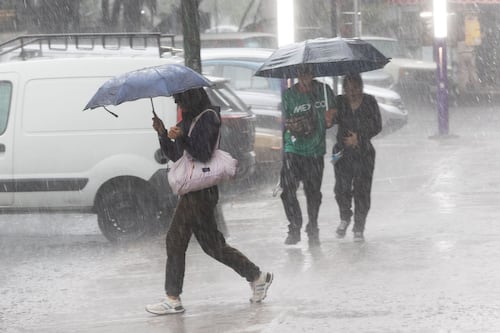 ¿Habrá lluvias aún más fuertes? Vigilan onda tropical en Guerrero que se puede convertir en huracán